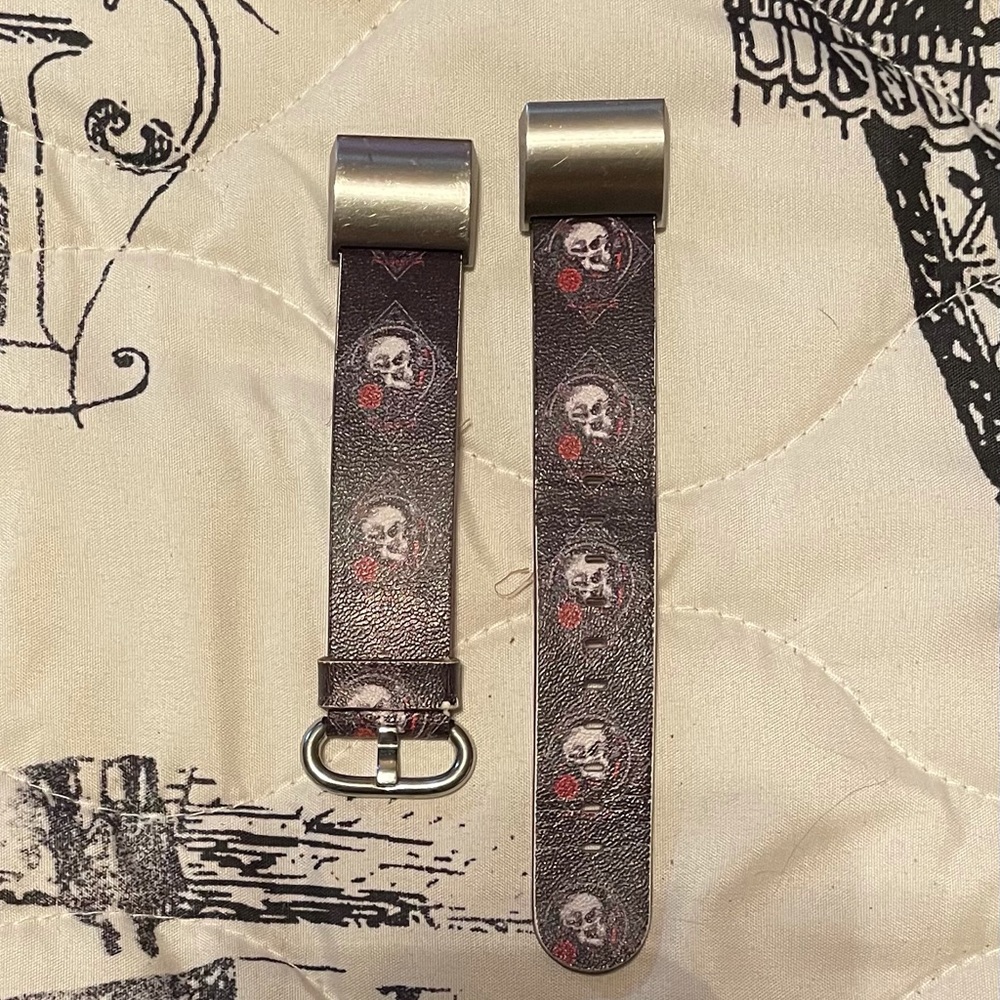 Skull and rose wrist band for Fitbit charge 2